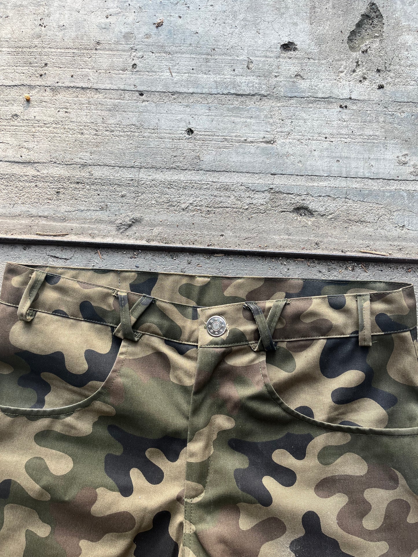 C0MB4T Cargo Jorts