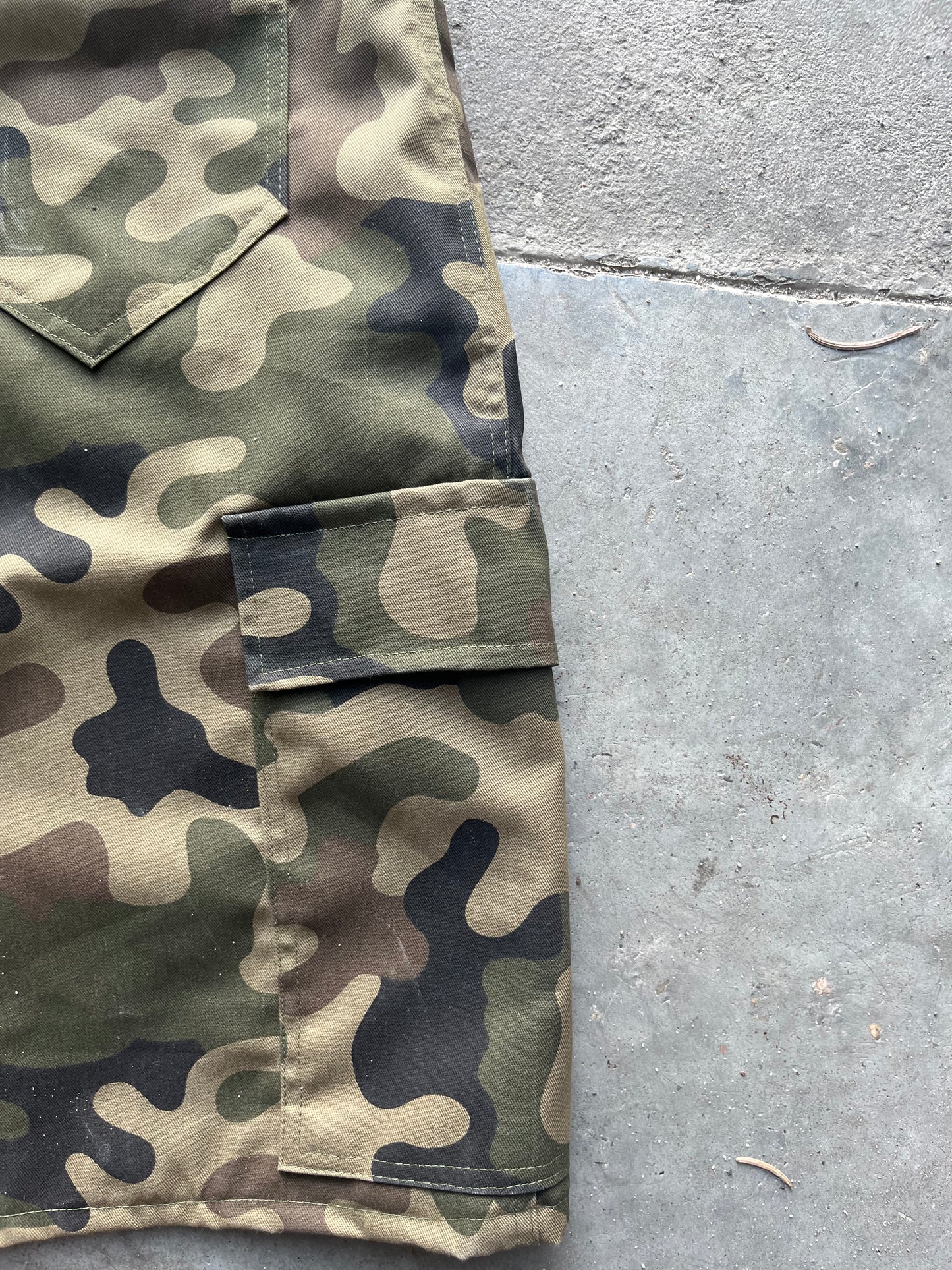 C0MB4T Cargo Jorts